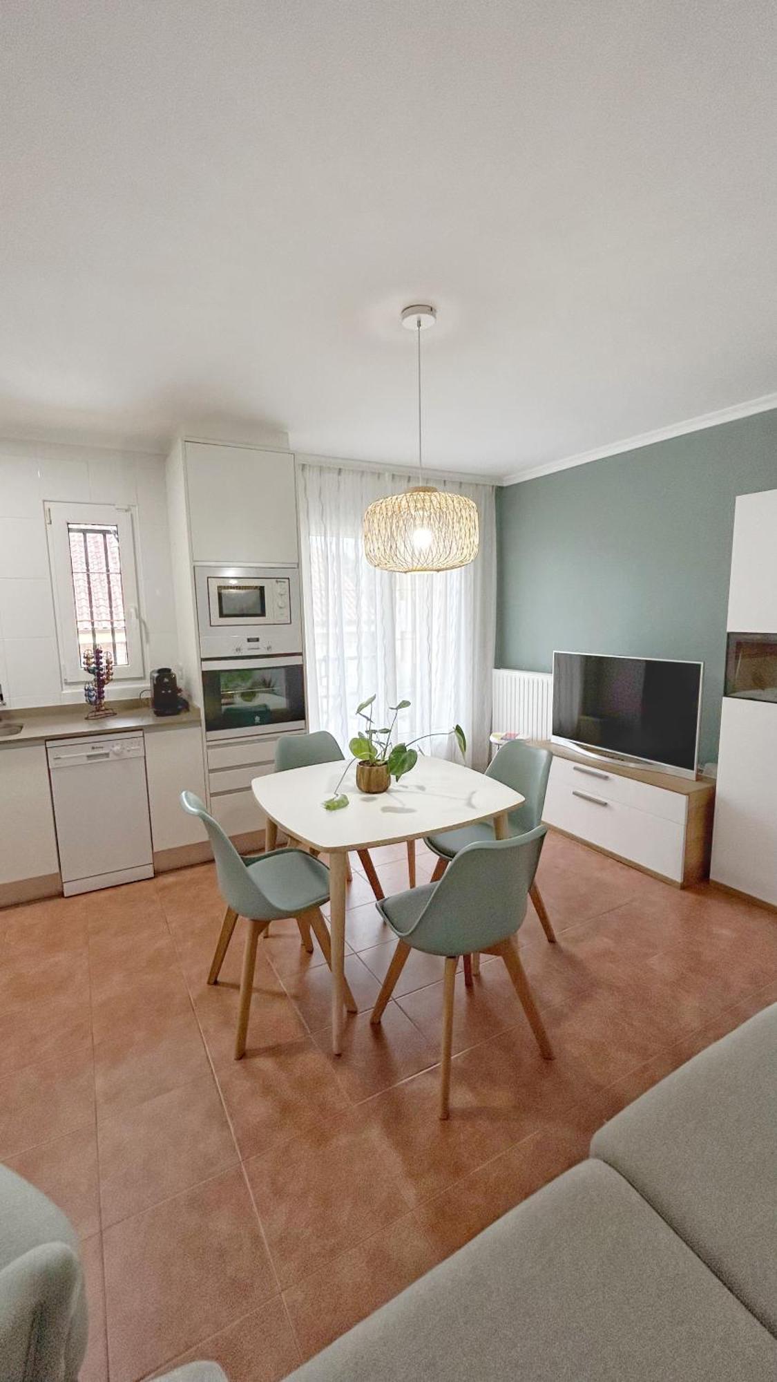 Comillas Bº Casasola - Residencial Lagos Azules - Netflix, Prime, Wifi & Free Indoor Parking Extérieur photo